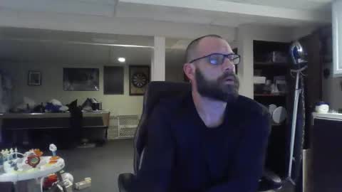 Snapshot of crm400 chatting on 02/08/26, 02:48 billybasement online show from 02/08/26, 02:48