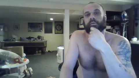 Snapshot of crm400 chatting on 02/21/26, 02:01 billybasement online show from 02/21/26, 02:01