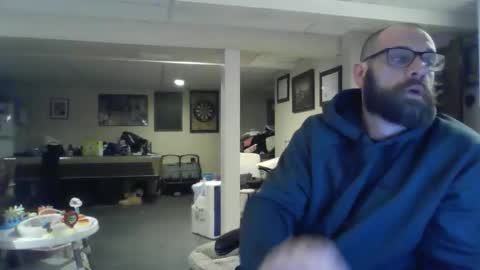 Snapshot of crm400 chatting on 02/22/26, 03:40 billybasement online show from 02/22/26, 03:40