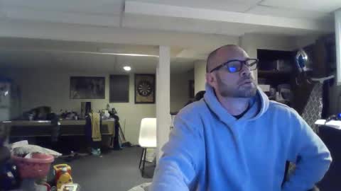 Snapshot of crm400 chatting on 04/05/26, 04:20 billybasement online show from 04/05/26, 04:20