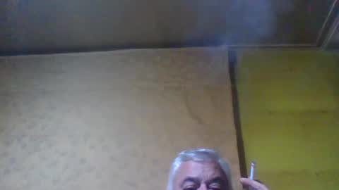 Snapshot of crmperez chatting on 01/31/25, 04:47 crmperez online show from 01/31/25, 04:47