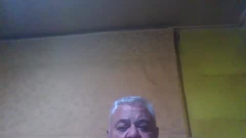 Snapshot of crmperez chatting on 02/04/25, 11:49 crmperez online show from 02/04/25, 11:49