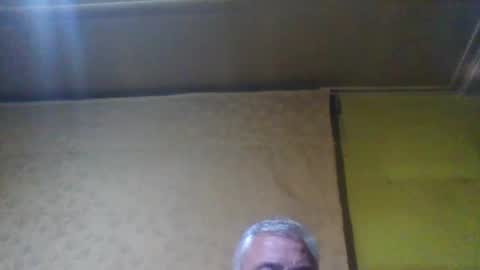 Snapshot of crmperez chatting on 02/20/25, 01:57 crmperez online show from 02/20/25, 01:57