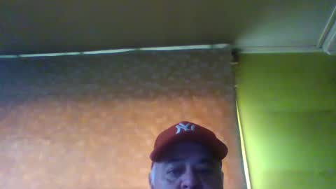 Snapshot of crmperez chatting on 03/09/25, 06:54 crmperez online show from 03/09/25, 06:54