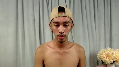 Snapshot of crocodale chatting on 03/14/26, 06:46 crocodale online show from 03/14/26, 06:46