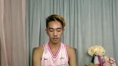 Snapshot of crocodale chatting on 03/18/26, 06:05 crocodale online show from 03/18/26, 06:05