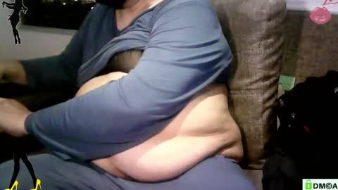 Linda Cross online show from 10/15/25, 02:22