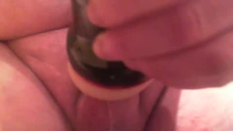 Snapshot of crowning85 chatting on 12/28/24, 02:42 crowning85 online show from 12/28/24, 02:42