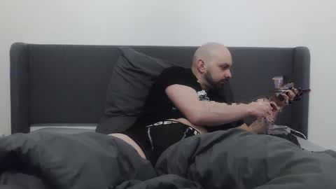 Snapshot of crucifyme2 chatting on 01/26/25, 02:56 crucifyme2 online show from 01/26/25, 02:56