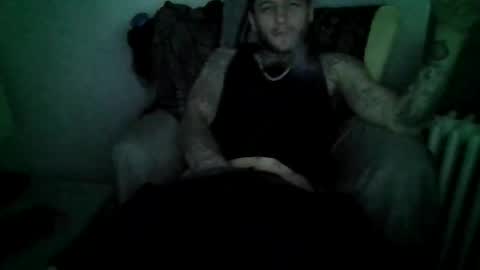 Snapshot of cruz815 chatting on 12/15/25, 09:19 cruz815 online show from 12/15/25, 09:19