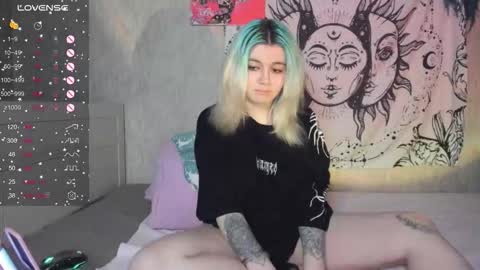 Lilith online show from 11/26/25, 05:36