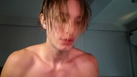 Lin inst lingoodyy online show from 02/03/25, 03:31