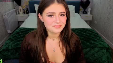 Snapshot of crystal__lacee chatting on 05/08/26, 09:03 Crystal Lacee online show from 05/08/26, 09:03