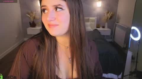 Snapshot of crystal__lacee chatting on 05/09/26, 01:22 Crystal Lacee online show from 05/09/26, 01:22
