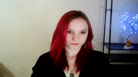 Snapshot of crystal_carnation chatting on 05/10/26, 07:41 crystal_carnation online show from 05/10/26, 07:41