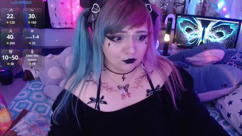 Snapshot of crystal_galaxy chatting on 01/29/25, 10:22   online show from 01/29/25, 10:22