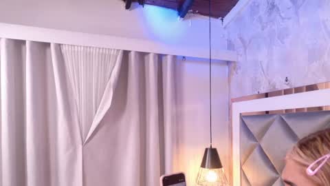 crystal_gilton online show from 06/08/26, 11:54