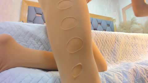 crystal_sm online show from 02/12/26, 03:23