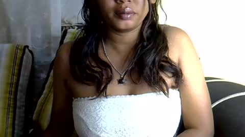 crystalbellax online show from 06/16/26, 06:38