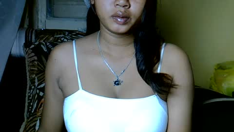 crystalbellax online show from 06/28/26, 05:46