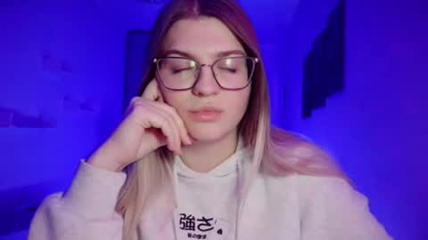 crystalblush01 online show from 04/30/26, 06:36