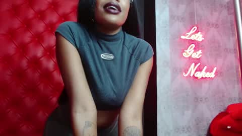 Crystal online show from 01/21/25, 08:21