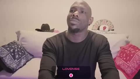 Snapshot of crystalclearstud chatting on 01/09/26, 02:14 crystalclearstud online show from 01/09/26, 02:14