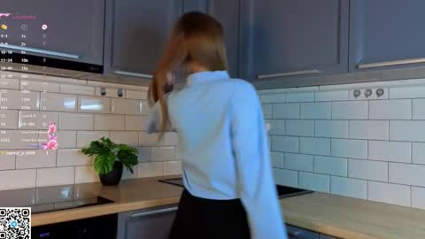 Diva online show from 12/15/25, 06:17