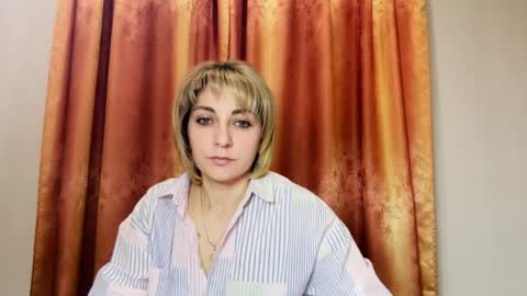 Snapshot of crystalfever_ chatting on 05/13/26, 07:22 Mary online show from 05/13/26, 07:22