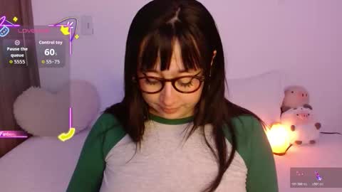 Olivia  online show from 10/23/25, 12:32