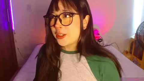 Olivia  online show from 06/23/26, 01:42