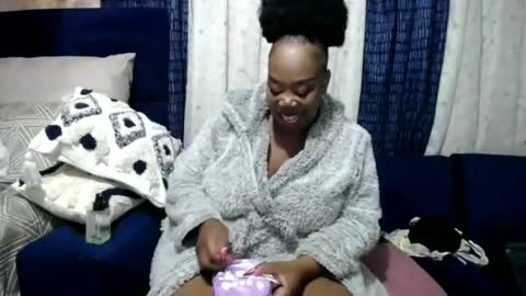 crystaljes online show from 01/09/25, 10:52