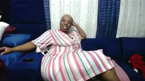 crystaljes online show from 02/16/25, 10:32