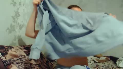 Snapshot of crystallangel chatting on 02/10/26, 05:39 CrystallAngel online show from 02/10/26, 05:39