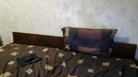 Crystallax online show from 10/26/25, 01:44