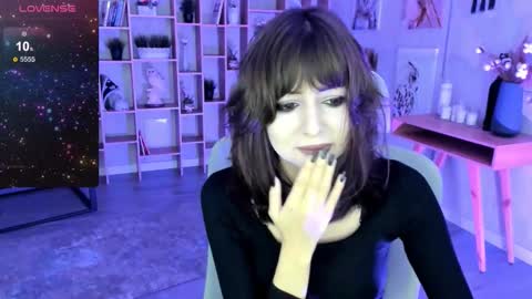 crystallbloom online show from 10/17/25, 04:59