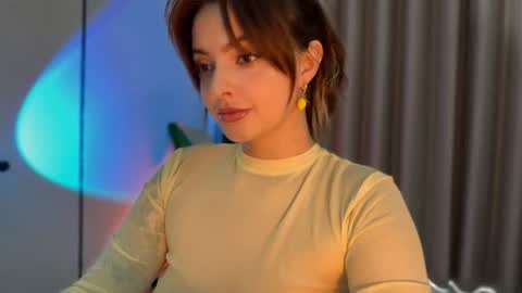 Snapshot of crystalnova_ chatting on 07/09/26, 01:31 Kristina online show from 07/09/26, 01:31