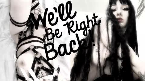 Snapshot of crystalsomnia chatting on 02/03/26, 11:26 Sasha Make me moan with patterns good music here online show from 02/03/26, 11:26