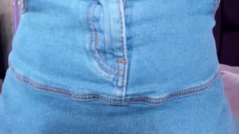 Snapshot of crystalstonee1 chatting on 02/27/26, 06:30 Crystal online show from 02/27/26, 06:30