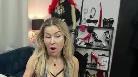 CrystalHotty online show from 03/20/26, 05:34