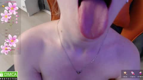 Snapshot of crystalyss chatting on 02/23/25, 03:24 Lia online show from 02/23/25, 03:24
