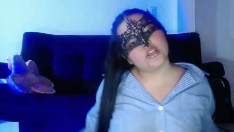 Snapshot of crystel_enigma chatting on 03/27/26, 11:37 Crystel online show from 03/27/26, 11:37