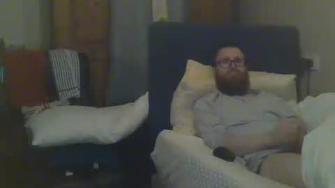 chris online show from 02/04/25, 01:23