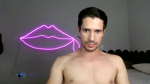 Snapshot of cshundderlick chatting on 02/15/26, 03:14 cshunderlick online show from 02/15/26, 03:14