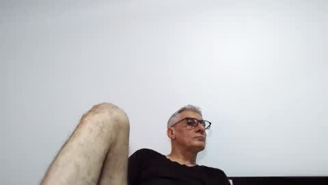 BIG UNCUT HARD COCK online show from 04/18/26, 02:04