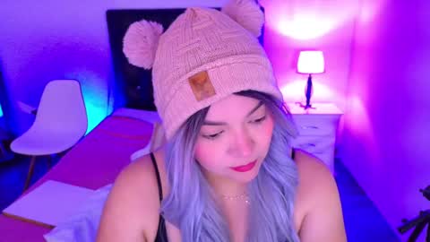 Snapshot of cuckoldlover69_ chatting on 03/06/25, 03:24 cuckoldlover69_ online show from 03/06/25, 03:24