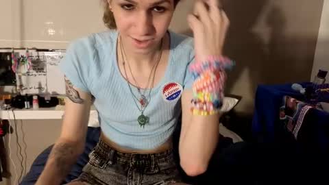 cuddleavenue online show from 11/05/25, 02:11