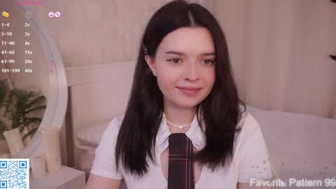 Ellie online show from 11/25/25, 04:40