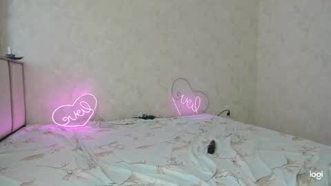 cuddlies2 online show from 12/23/24, 04:33