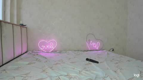 cuddlies2 online show from 12/24/24, 03:38